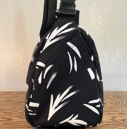 Rosa Bag - Black White Brushstrokes
